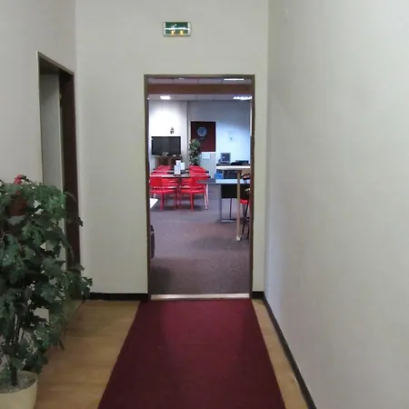 Centre *